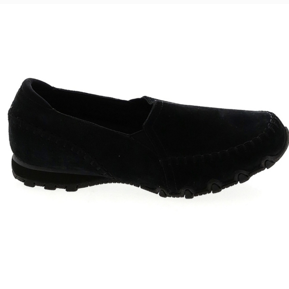 SKECHERS FLATS.